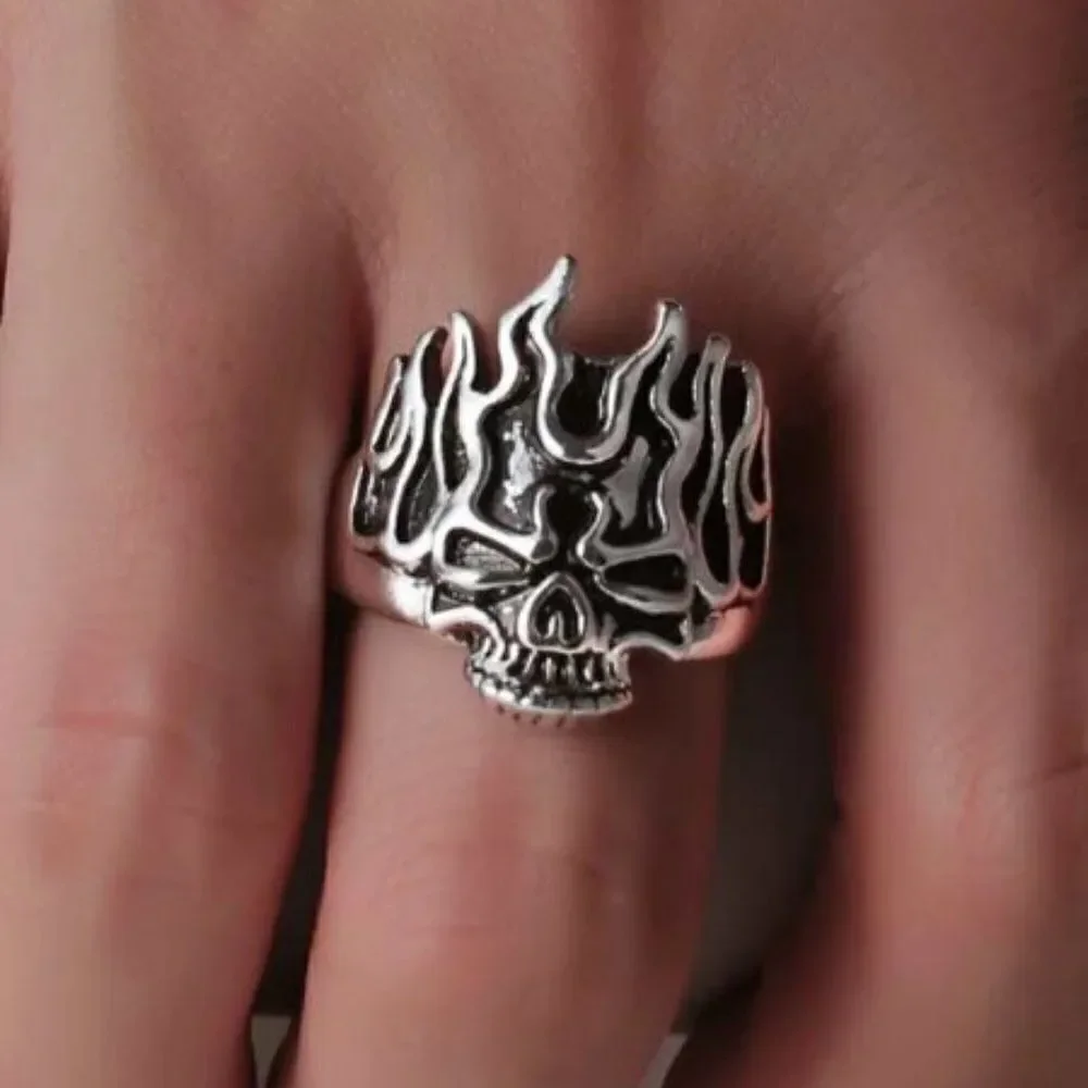 STERLING SILVER SKULL FLAMING RING